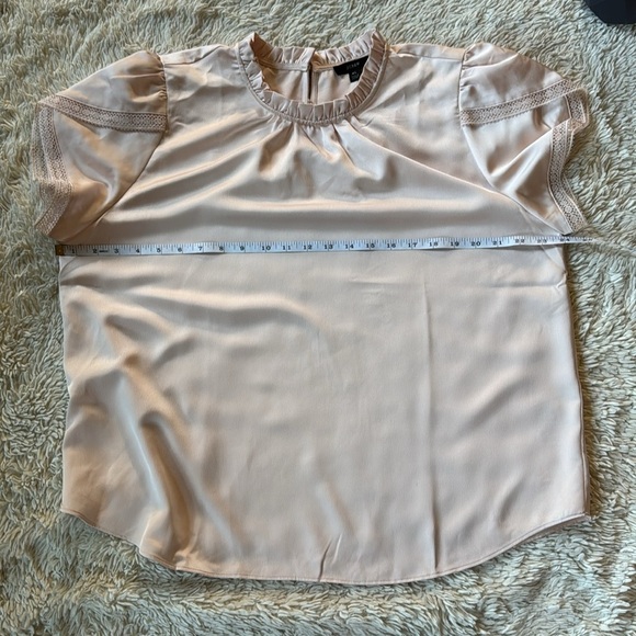 😊NWT J.CREW Tulip-sleeve ruffleneck top blouse Dune Pink Beige Shell size… - Picture 8 of 16